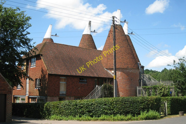 Photo 6"x4" Church Farm Oast, Brick Kiln Lane, Horsmonden, Kent Broad Ford c2010