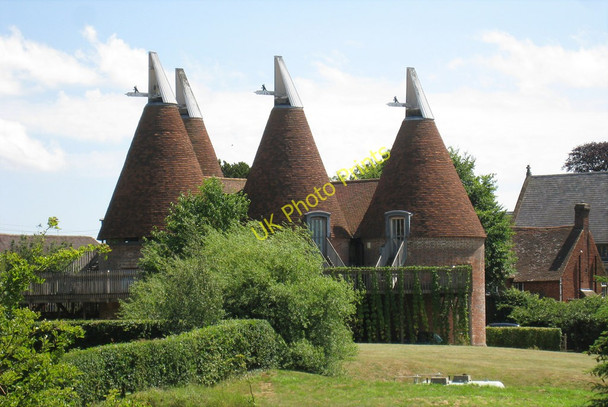 Photo 6"x4" Church Farm Oast, Brick Kiln Lane, Horsmonden, Kent Broad Ford c2010