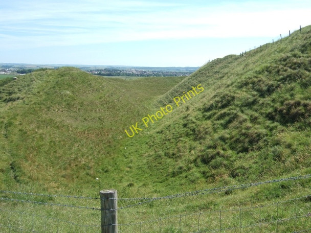 Photo 6"x4" The innermost rampart and ditch of Maiden Castle Dorchester\/SY6890 c2010