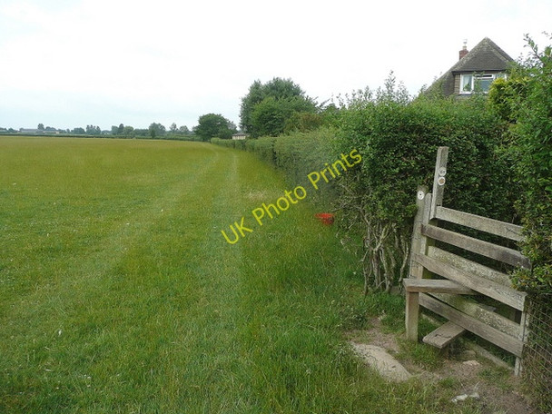 Photo 6"x4" Footpath junction at Snig's End 1 Snig's End c2010