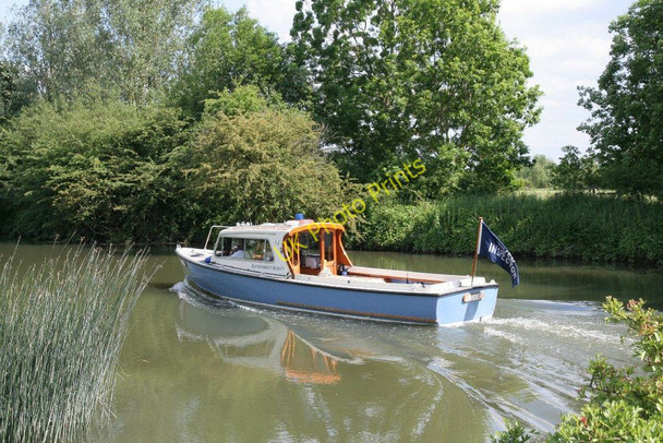 Photo 6"x4" Heading downstream Moreton\/SP4101 c2010