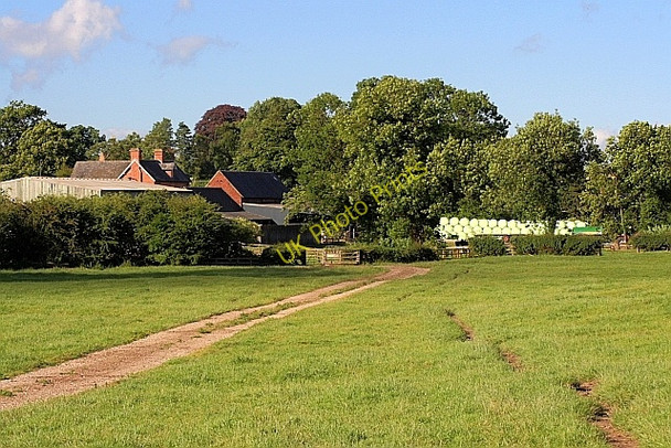 Photo 6"x4" Public Footpath to Gate House Farm Kirk Langley c2010