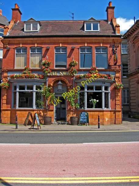 Photo 6"x4" The Swan, 5 Hagley Road Stourbridge c2010