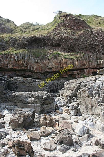 Photo 6"x4" Rock Strata Red Wharf Bay c2010