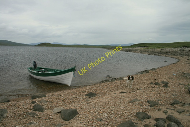 Photo 6"x4" A secluded shore on Loch Shin Loch an Fhreiceadain c2010