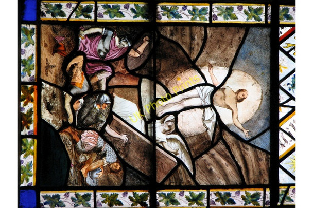 Photo 6"x4" Wymondham Abbey - C19 stained glass (detail) Wymondham\/TG1101 c2010 P3