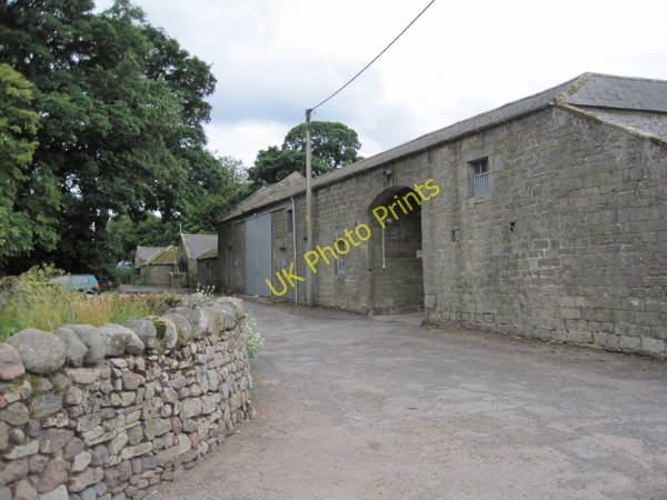 Photo 6"x4" Farm Buildings, Brandon Branton\/NU0416 c2010