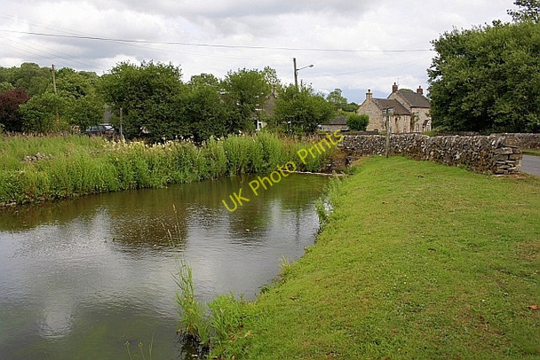 Photo 6"x4" Small Dam, Parwich Beck Ballidon c2010