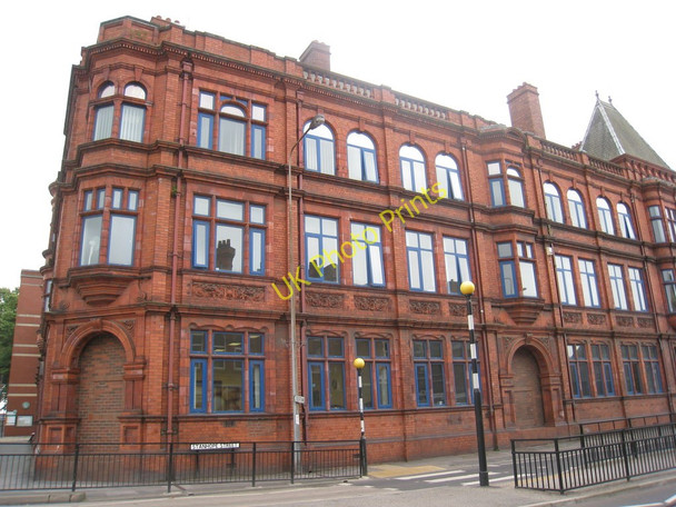 Photo 6"x4" Bank Chambers, Goole Goole c2010