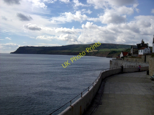 Photo 6"x4" Sea Front at Robin Hoods Bay Robin Hood's Bay\/NZ9505 c2010