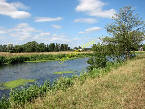 Photo 6"x4" The River Waveney near Ellingham Ellingham\/TM3692 c2010