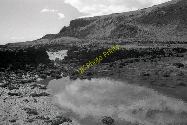 Photo 6"x4" Am Bru and Gometra D\u00f9n B\u00e0n\/NM3841 c1994