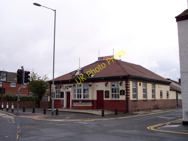 Photo 6"x4" Coach and Horses at Rainhill Rainhill c2010