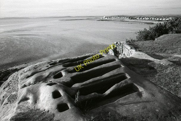 Photo 6"x4" Stone Graves, Heysham Heysham c1992