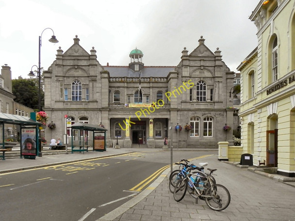Photo 6"x4" Pasmore Edwards Free Library & Art Gallery Falmouth c2010
