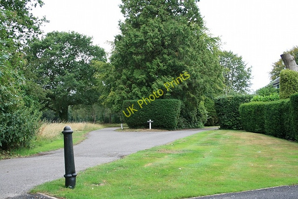 Photo 6"x4" Walton Heath: access drive off Dorking Road Walton on the Hill c2010