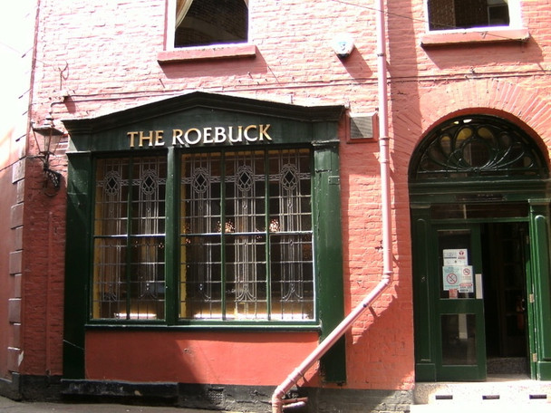 Photo 6"x4" The Roebuck Rochdale c2010