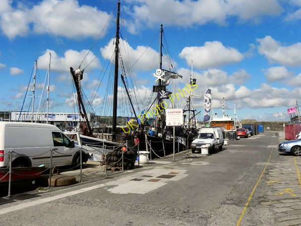 Photo 6"x4" Penzance Dock (South Pier) Newlyn c2010