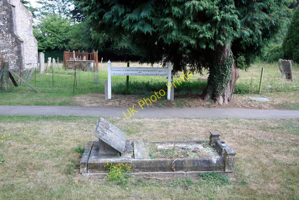 Photo 6"x4" St Peter & St Paul, Cudham, Kent - Churchyard Cudham c2010