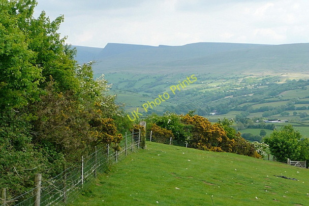 Photo 6"x4" Above Ty-uchaf Pont-ar-llechau c2010