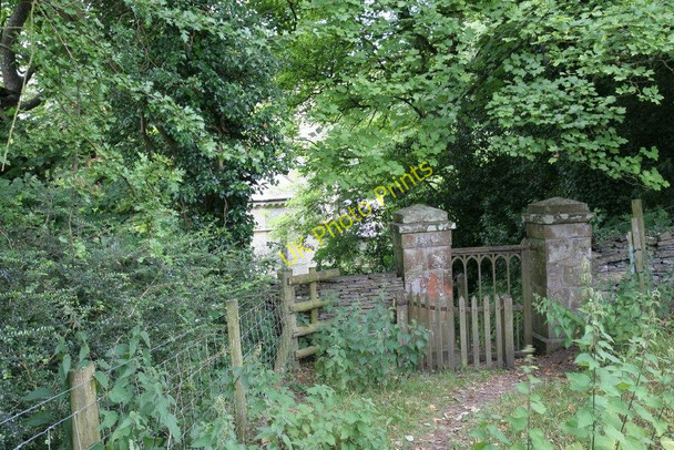 Photo 6"x4" Church yard entrance New Radnor c2010