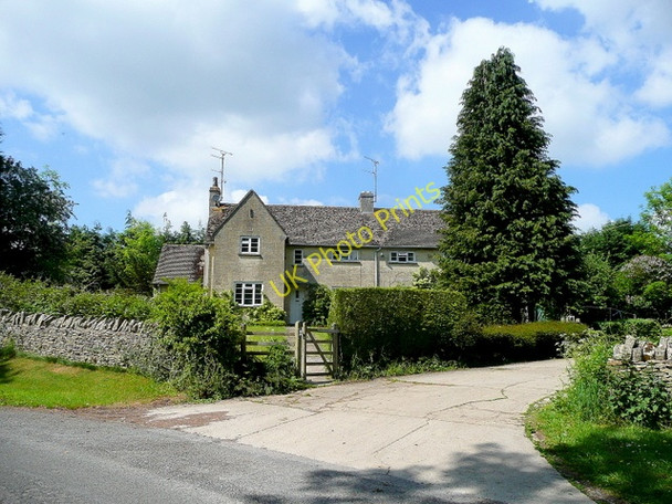 Photo 6"x4" Cottages by Daglingworth Place Lower End\/SO9904 c2010