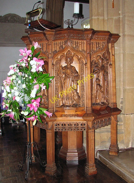 Photo 6"x4" St Faith's church in Gaywood - the pulpit King's Lynn c2010