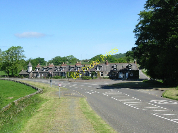 Photo 6"x4" Parton Village scene Parton\/NX6970 c2006