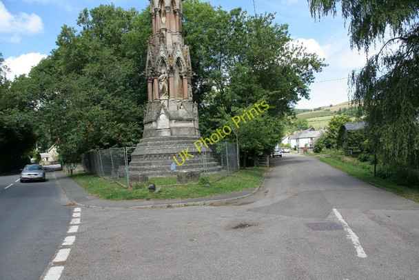 Photo 6"x4" Fork in the road New Radnor c2010