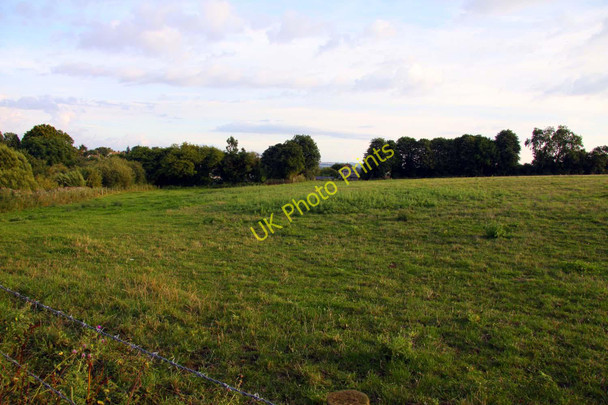 Photo 6"x4" A field by the Great Barn Faringdon c2010
