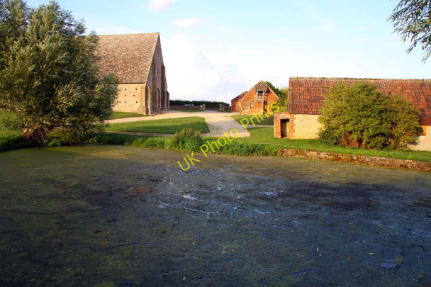 Photo 6"x4" The pond at Great Coxwell Faringdon c2010