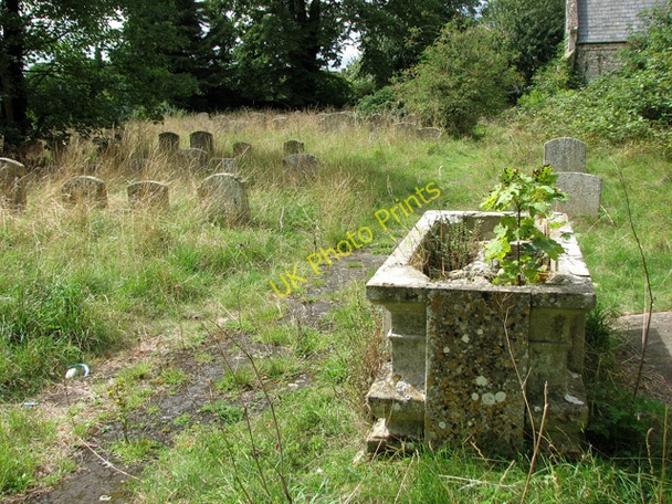 Photo 6"x4" St Mary the Less in Thetford - path through churchyard Thetford\/TL8783 c2010