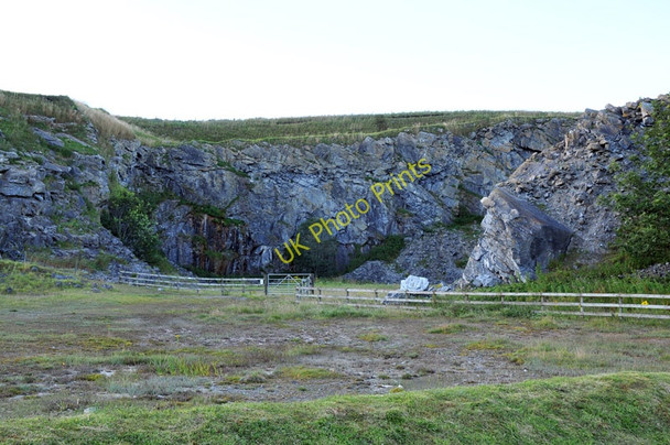 Photo 6"x4" Disused quarry near Tomintoul Tomintoul\/NJ1618 c2010