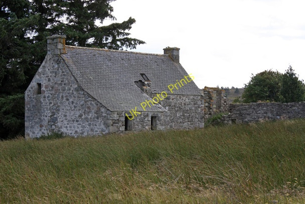 Photo 6"x4" Derelict farmhouse, Lynemore Cragganmore\/NJ1636 c2010