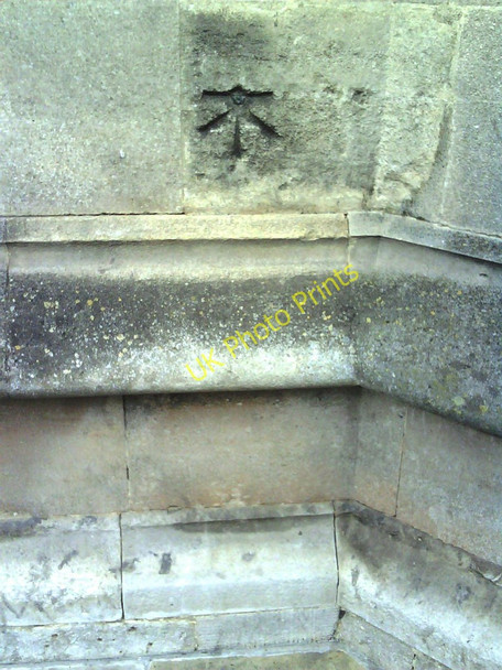 Photo 6"x4" Benchmark on Magdalen College Oxford\/SP5106 c2010