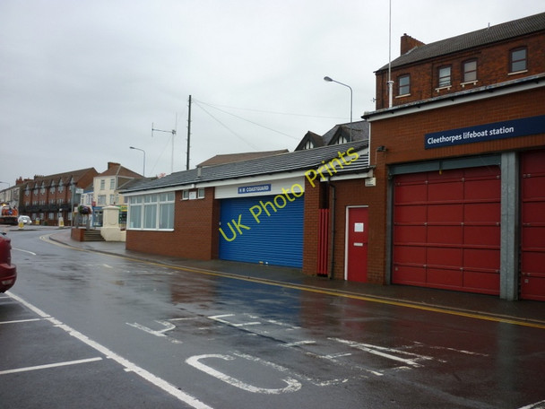Photo 6"x4" Cleethorpes Lifeboat Station Cleethorpes c2010