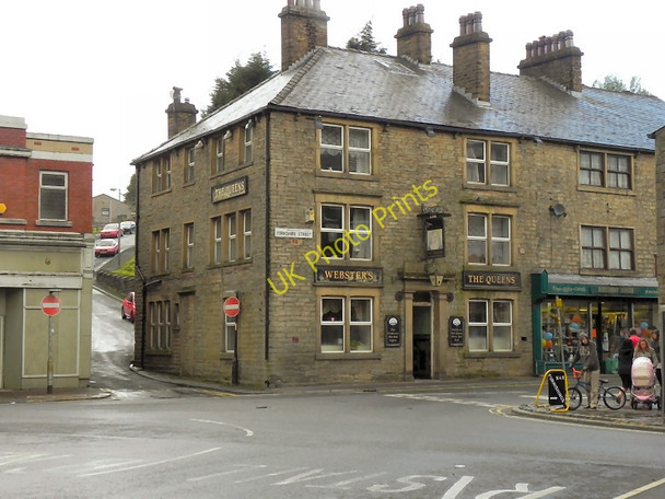 Photo 6"x4" The Queens, Yorkshire Street, Bacup Bacup c2010