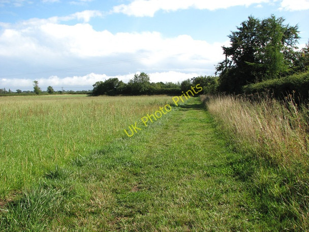 Photo 6"x4" Footpath around fields by Black Carr Black Carr\/TM0995 c2010