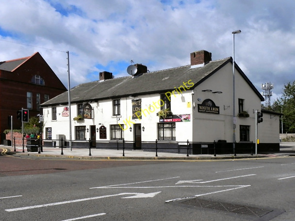 Photo 6"x4" White Lion Hotel, Westhoughton Westhoughton c2010