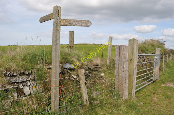 Photo 6"x4" A gate on a footpath on Saunton Down Croyde c2010