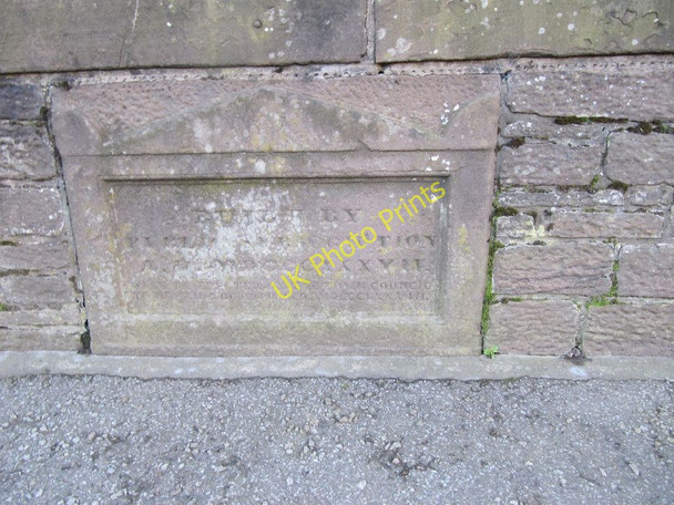 Photo 6"x4" Memorial in the wall Dundee\/NO3632 c2010