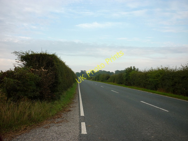 Photo 6"x4" Looking down the A1077 towards Wootton Wootton\/TA0816 c2010