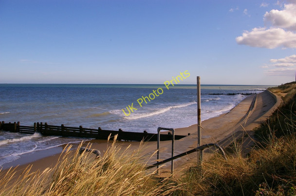 Photo 6"x4" Bacton Beach, Norfolk Bacton\/TG3433 c2009