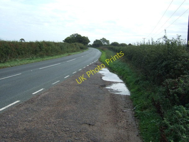 Photo 6"x4" Lay-by on A3054 near Shalfleet Five Houses c2010