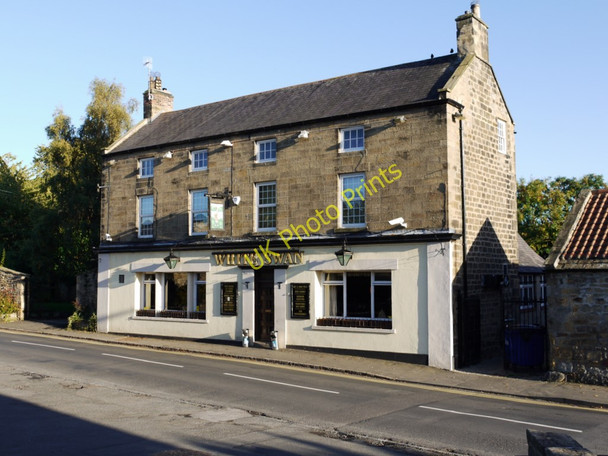 Photo 6"x4" The White Swan, Ovingham Prudhoe c2010