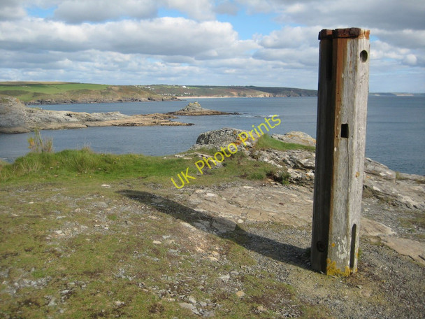 Photo 6"x4" Warspite Memorial, Prussia Cove Prussia Cove c2010