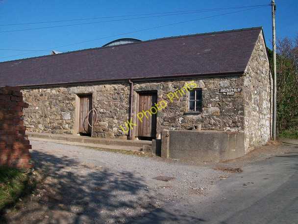 Photo 6"x4" Traditional farm building at Bronphilip Farm Botwnnog c2010