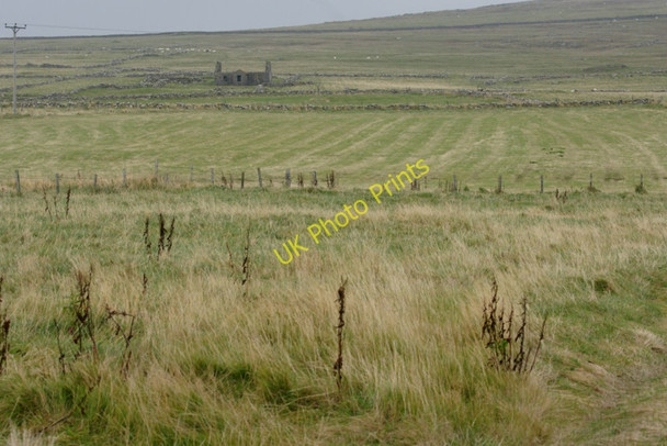 Photo 6"x4" Ruined crofthouse at Gue from Hillsgarth Baliasta\/HP6009 c2010