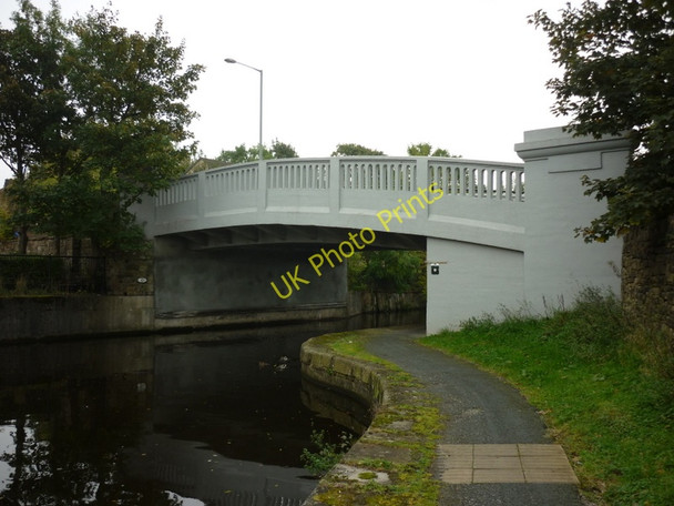 Photo 6"x4" Bridge #141A Carr Lane over the L&L Canal Barrowford c2010