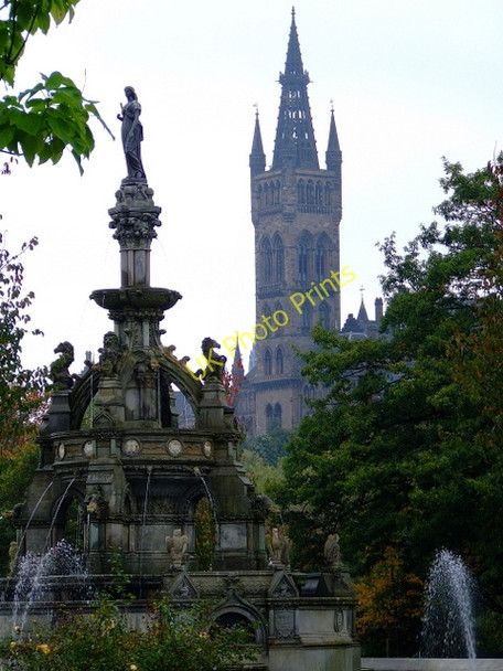 Photo 6"x4" Stewart memorial Fountain Glasgow c2010